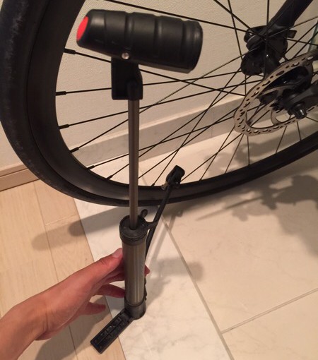 何処でも自転車のパンク修理(チューブ交換)が出来る便利アイテム一式